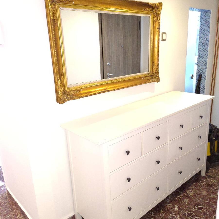 Promenade Apartment With Sea View Солун Екстериор снимка
