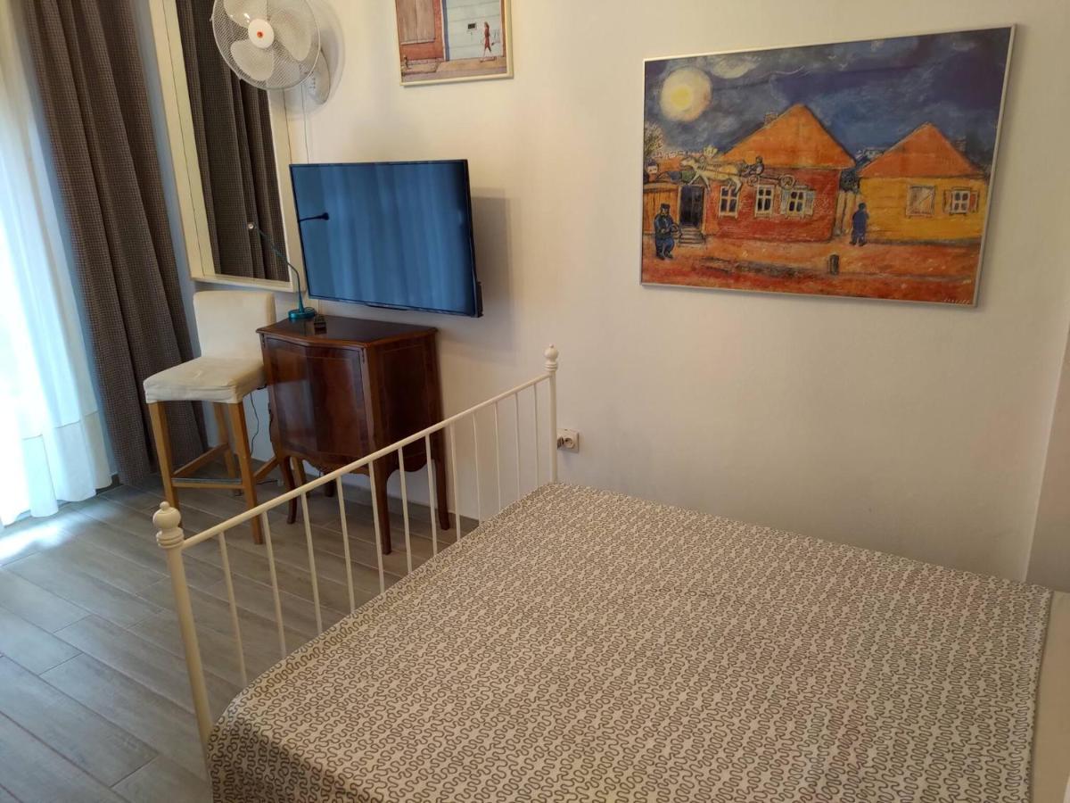 Promenade Apartment With Sea View Солун Екстериор снимка