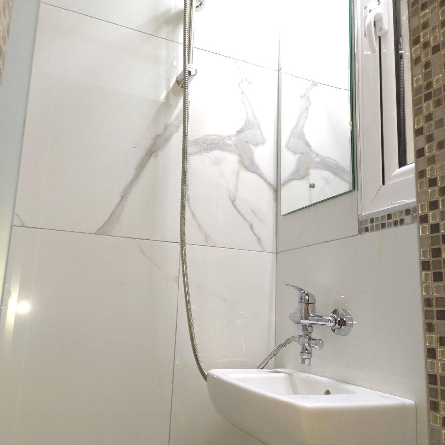 Promenade Apartment With Sea View Солун Екстериор снимка